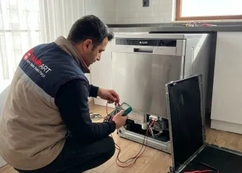 Arçelik Bulaşık Makinesi Servisi: Teknik Arıza Analizi ve Profesyonel Müdahale Rehberi